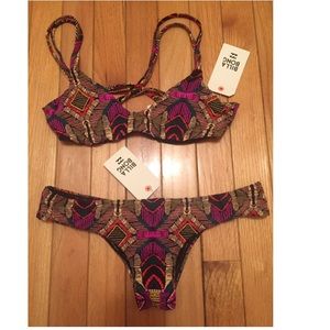 BRAND NEW BILLABONG BIKINI SET